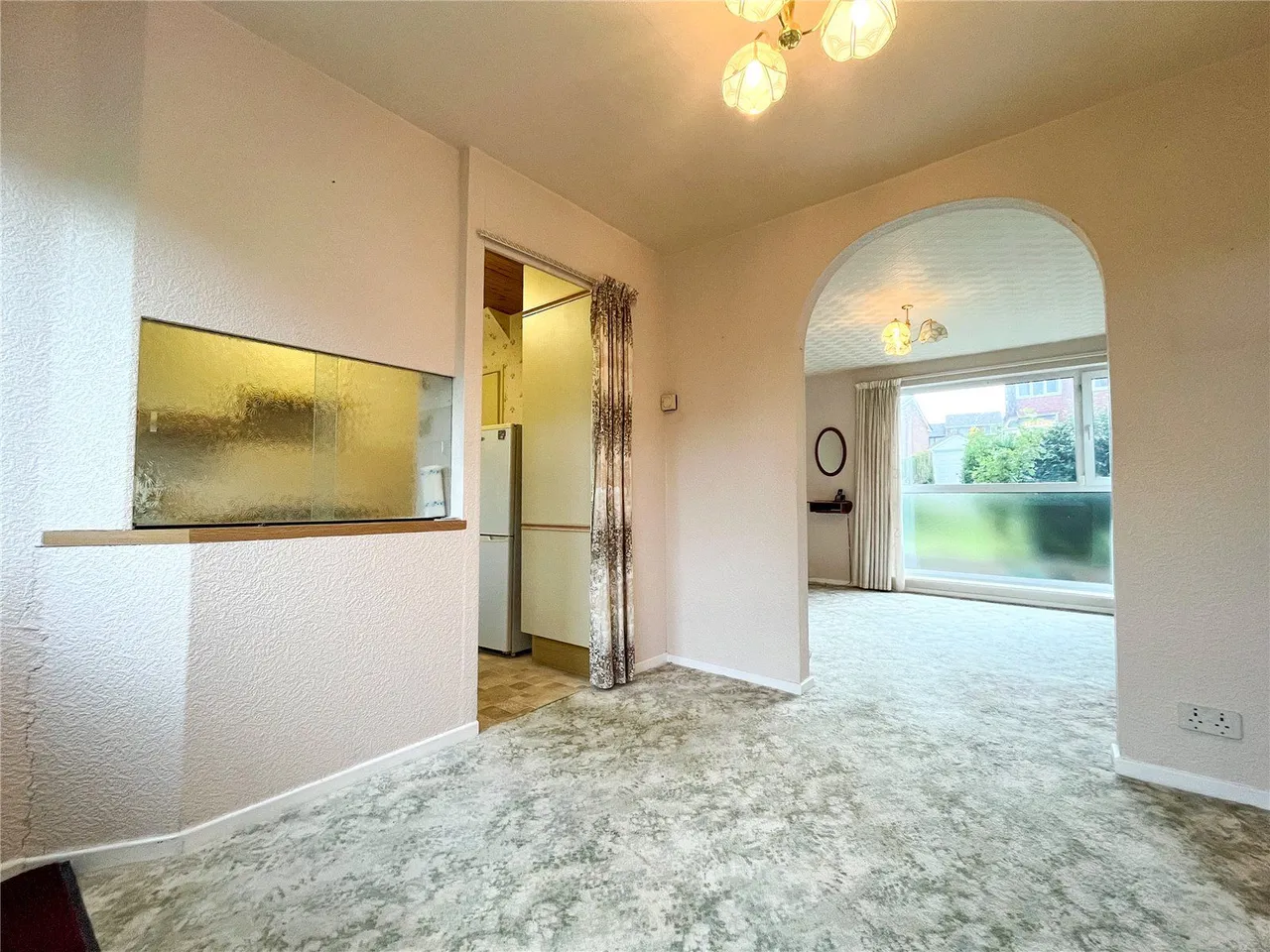 Link Road, Springhead, OL4, photo 5