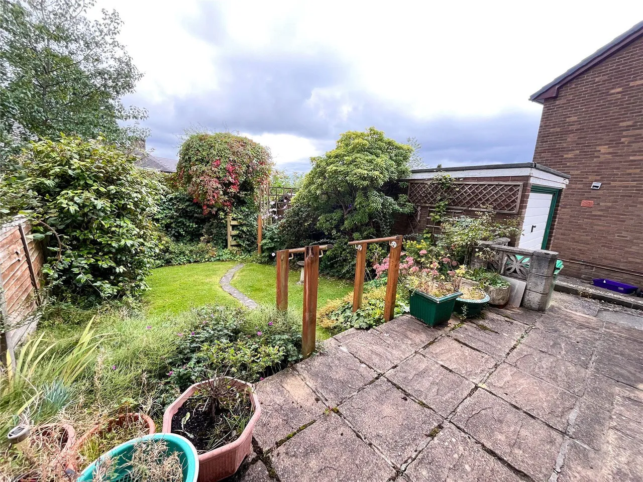 Link Road, Springhead, OL4, photo 13