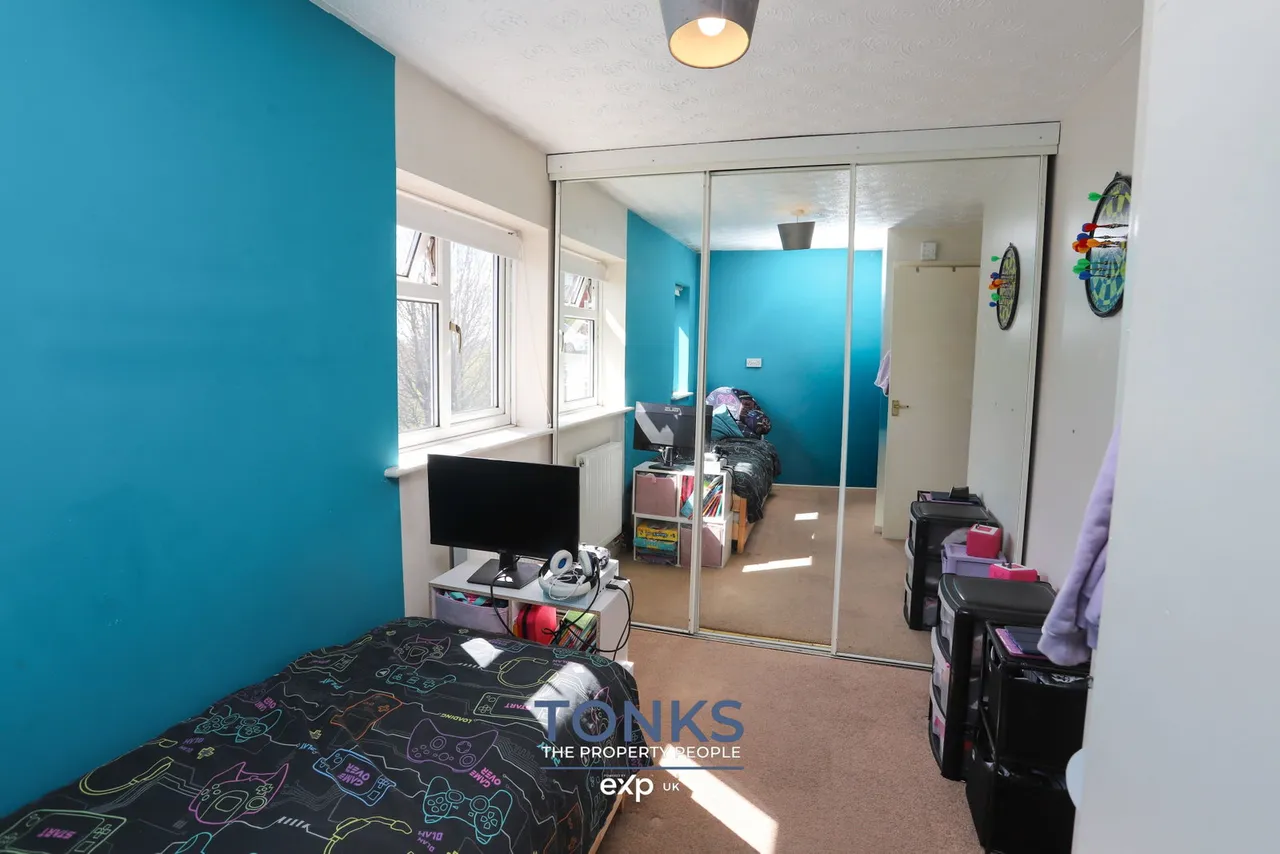 St. James Avenue, Rowley Regis, B65, photo 13