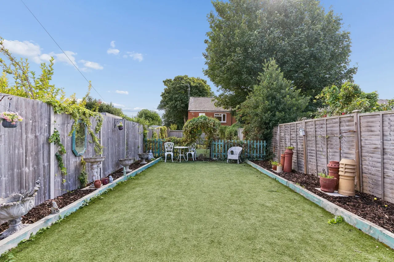 West Parade, Dunstable, LU6, photo 3