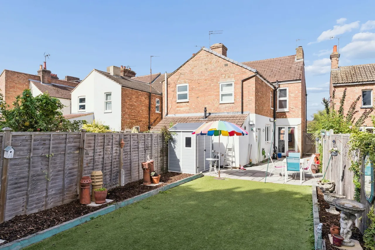 West Parade, Dunstable, LU6, photo 18