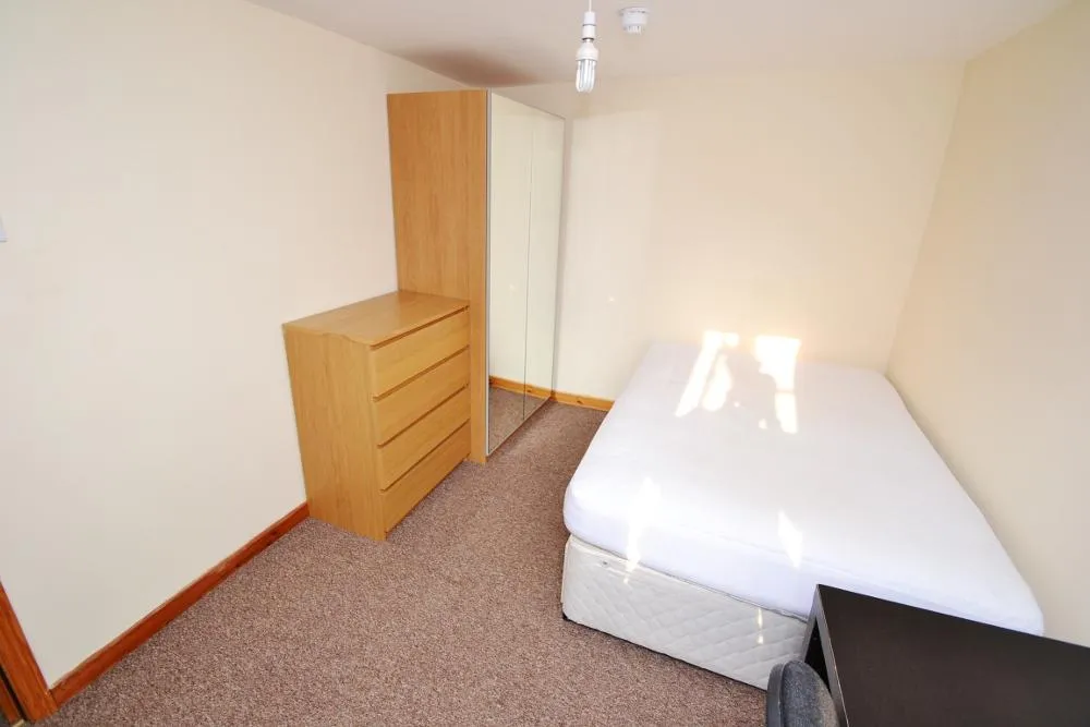 Balfour Road, Lenton, NG7, photo 9