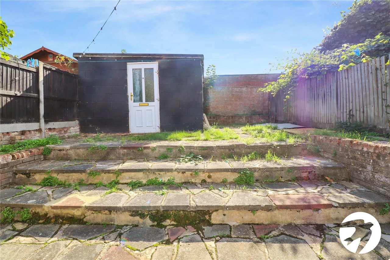 Manton Road, SE2, photo 18