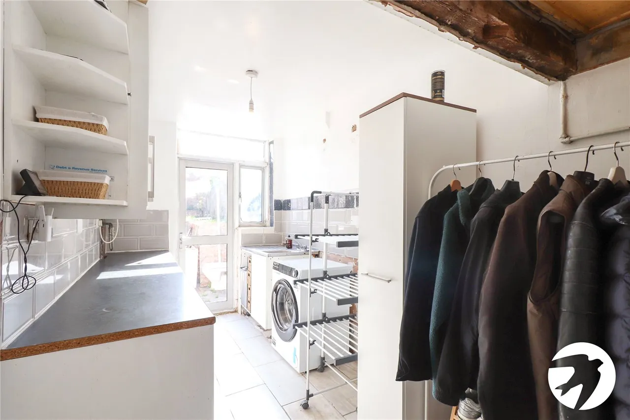 Manton Road, SE2, photo 13