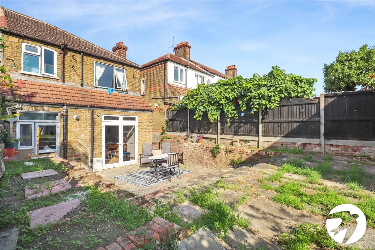Manton Road, SE2, photo 19
