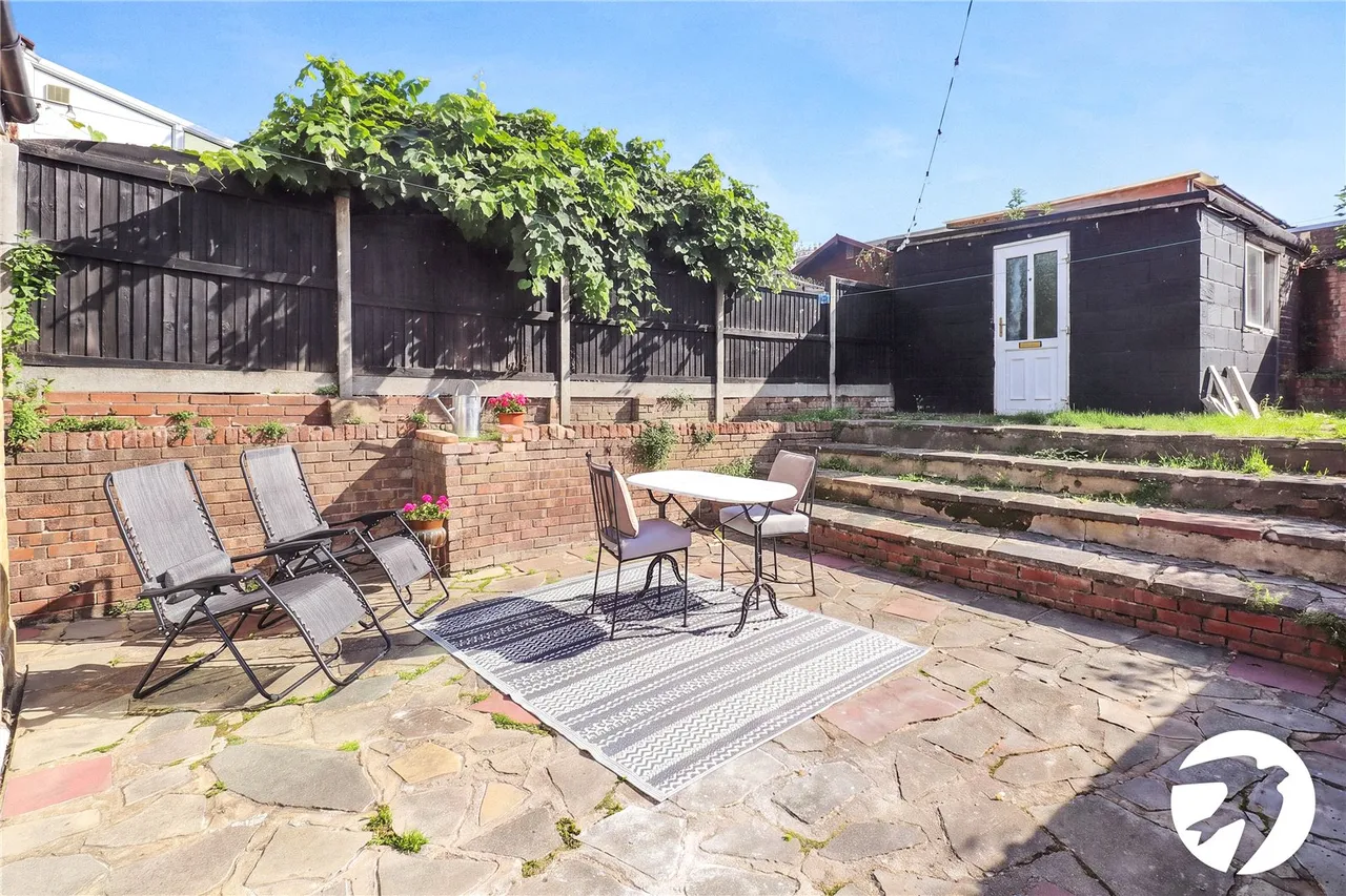 Manton Road, SE2, photo 9