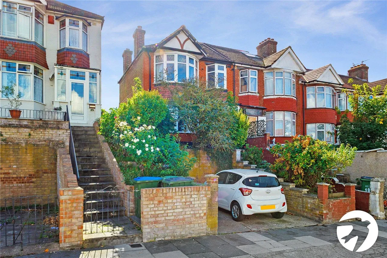 Manton Road, SE2, photo 20