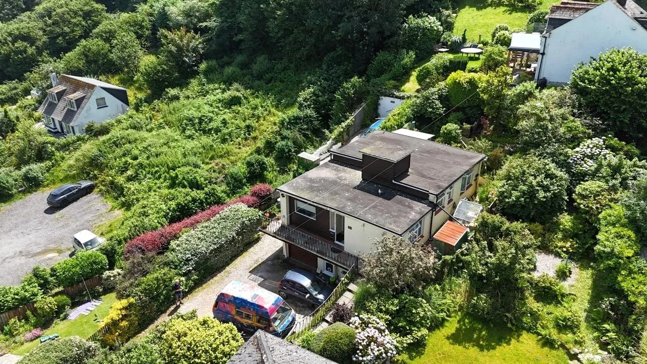 West Looe Hill, Looe, PL13, photo 30