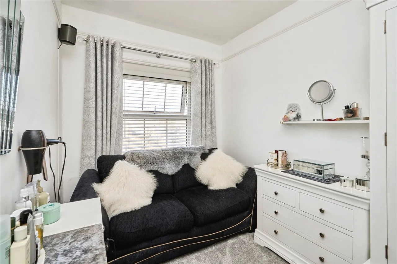 St. Thomas Street, Ryde, PO33, photo 9