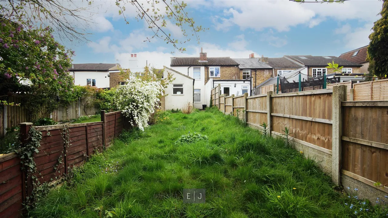 Forest Road, Loughton, photo 6