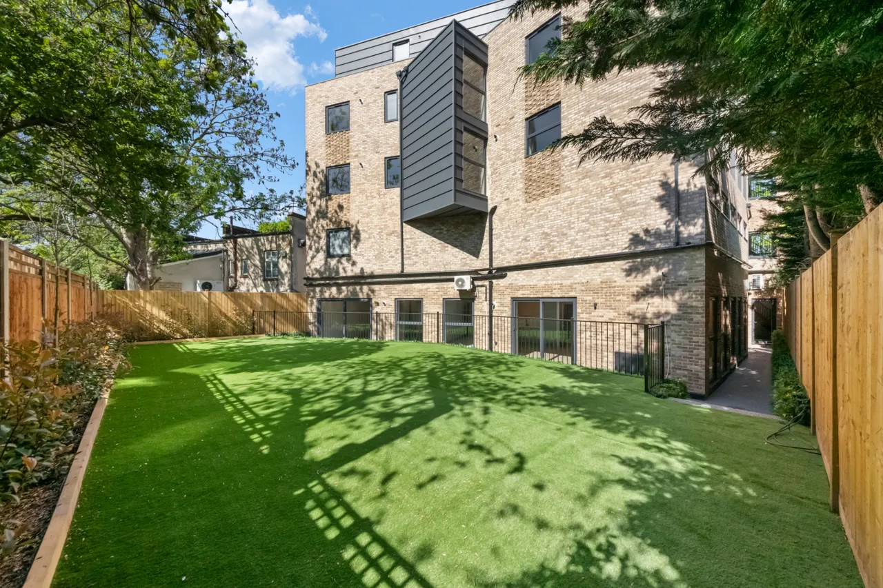 Boston Manor Road, Brentford, TW8 8DZ, photo 9