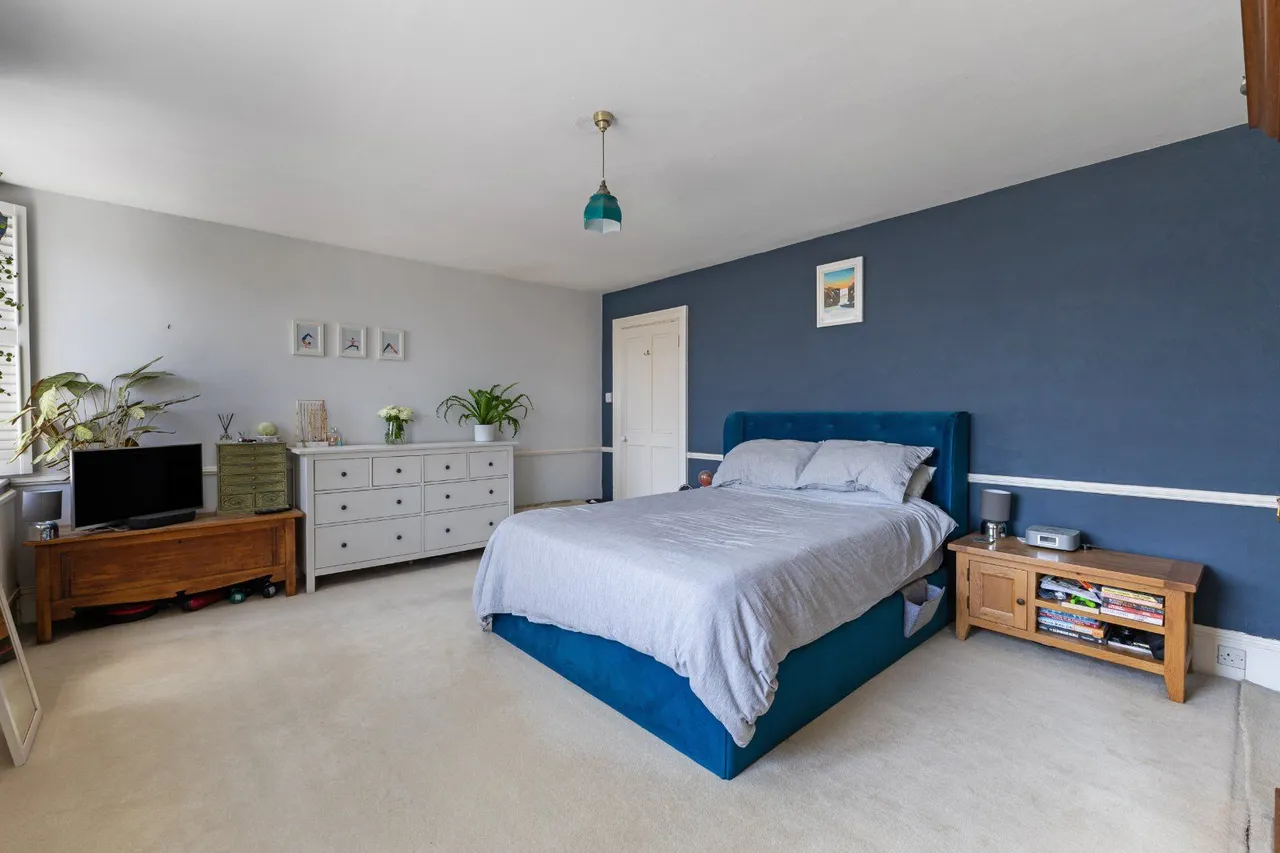 The Avenue, Cirencester, Gloucestershire, GL7 1EJ, photo 12