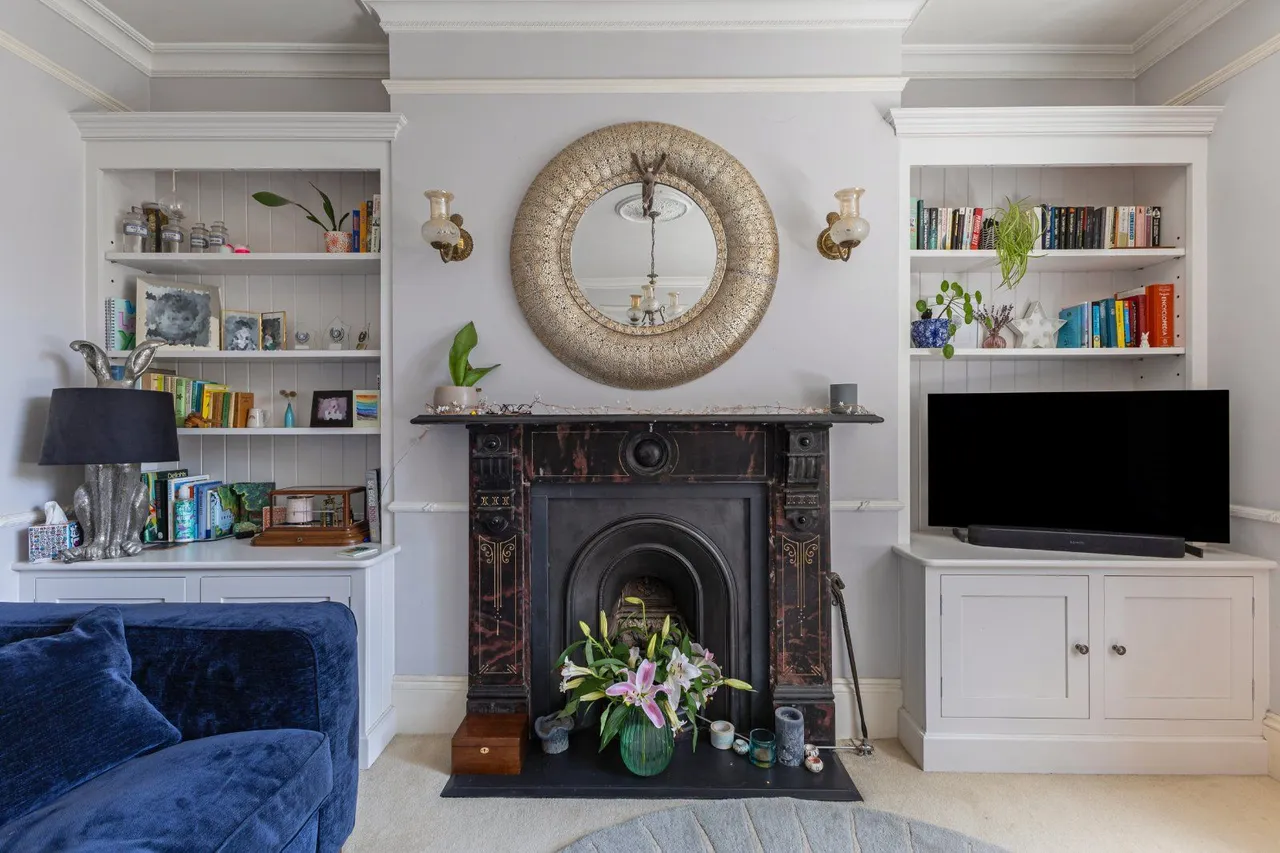The Avenue, Cirencester, Gloucestershire, GL7 1EJ, photo 5