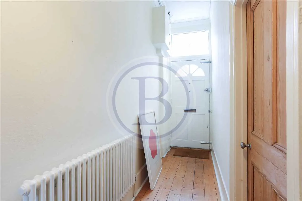 Corinne Road, London, photo 17