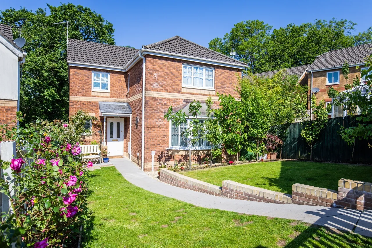 4 bed house for sale, Clos Y Hebog Cardiff, CF14