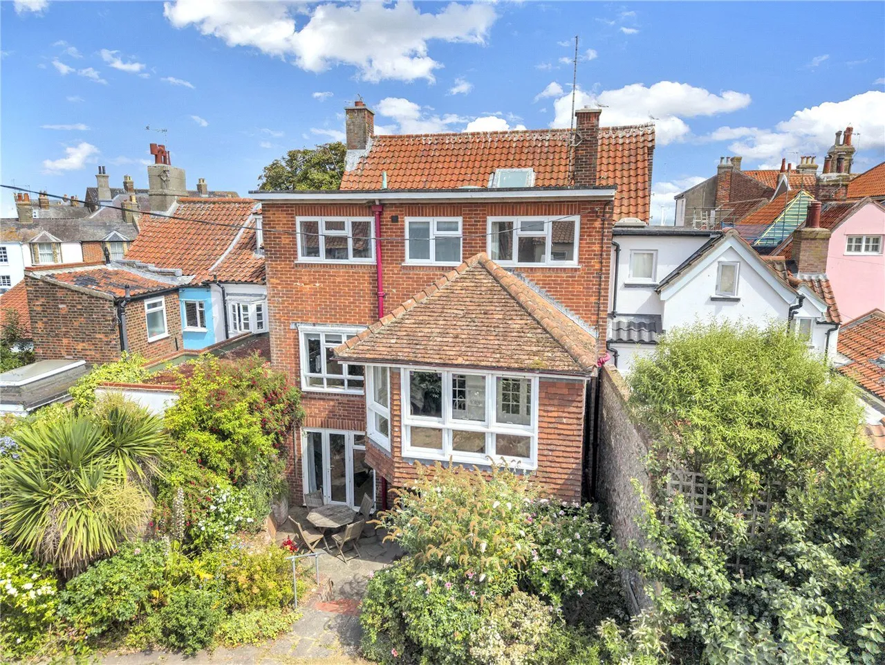 4 bed house for sale, St. James Green, Southwold, IP18