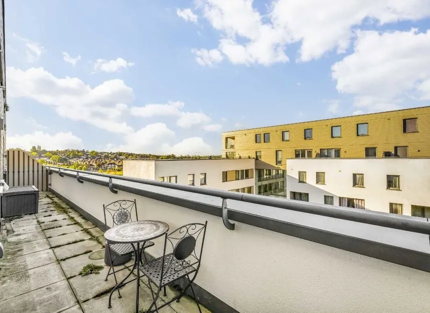 Capitol Way, Colindale, NW9, photo 5