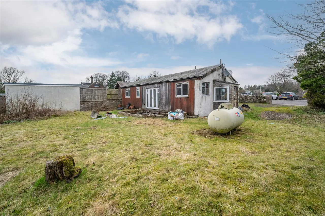 The Bungalow, Auchterhouse, photo 10