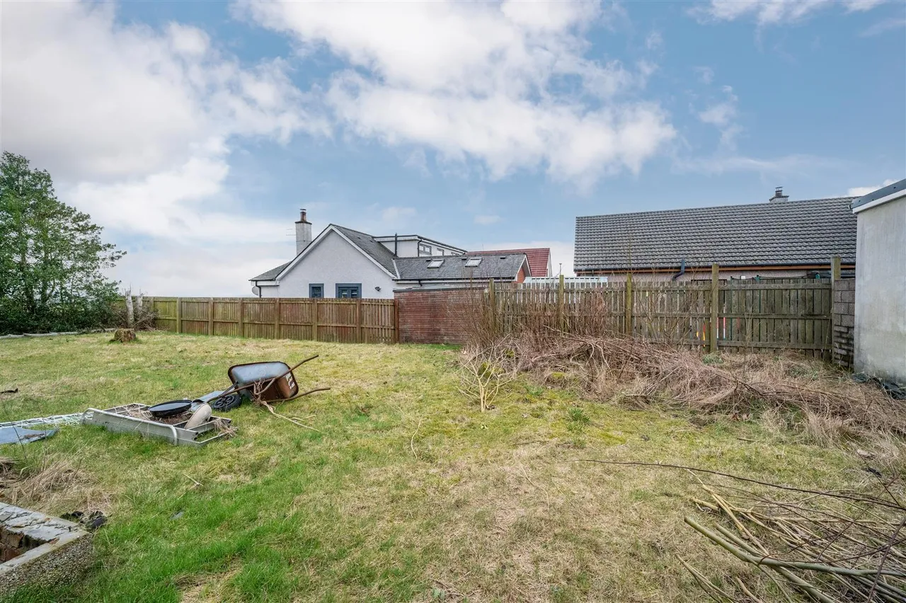 The Bungalow, Auchterhouse, photo 12