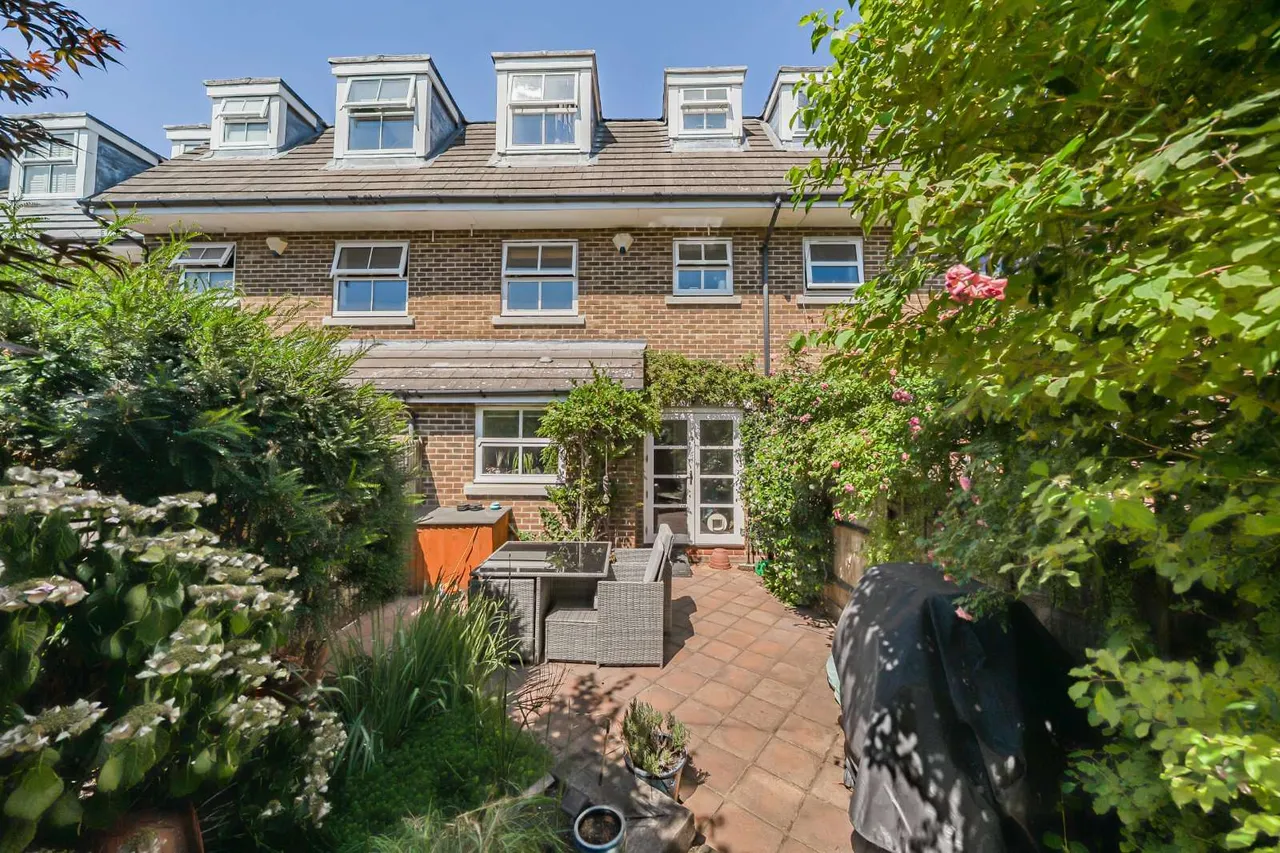 North Place, Teddington, TW11, photo 10