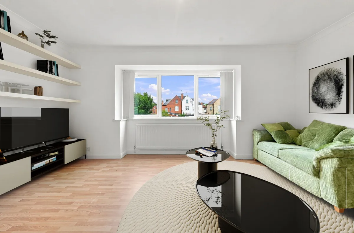 London, N21, photo 6