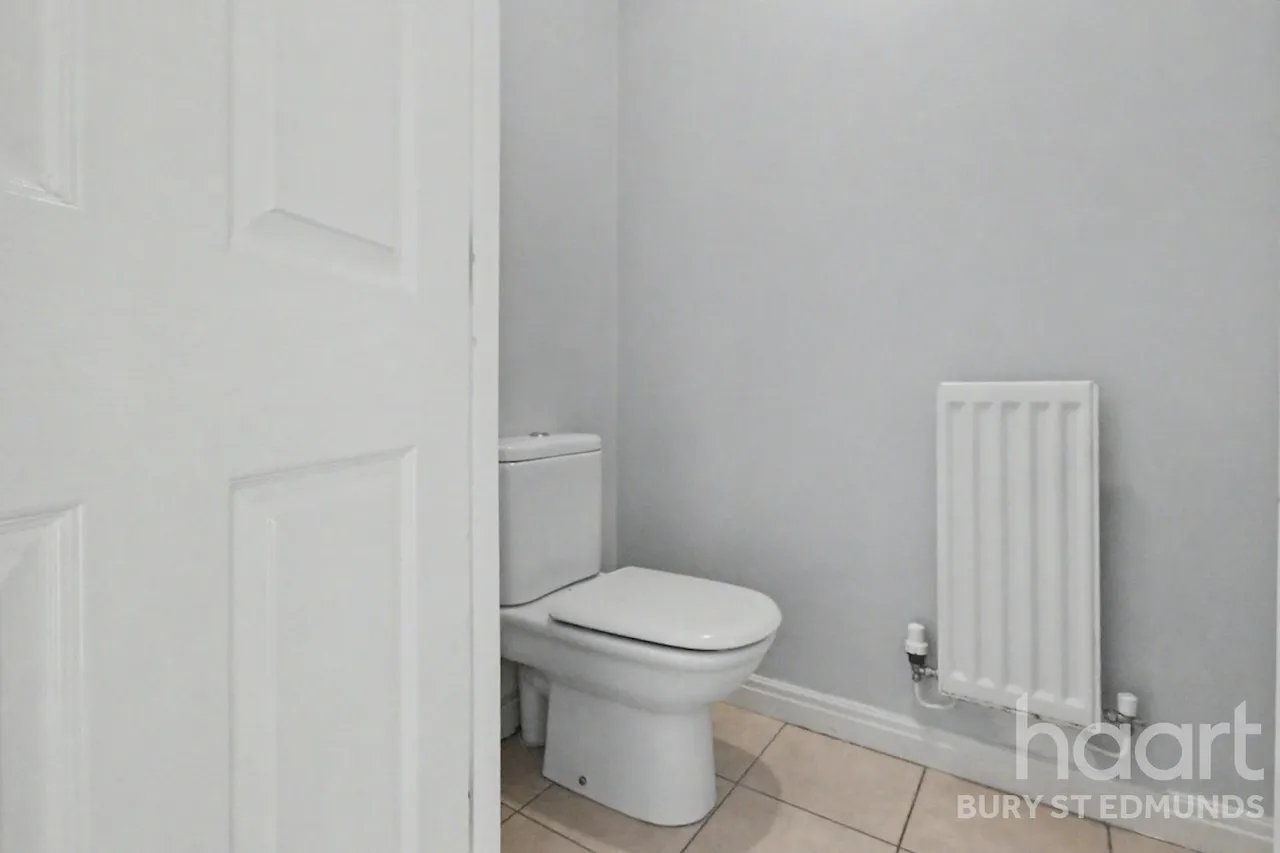 Osprey Drive, Stowmarket, IP14, photo 6