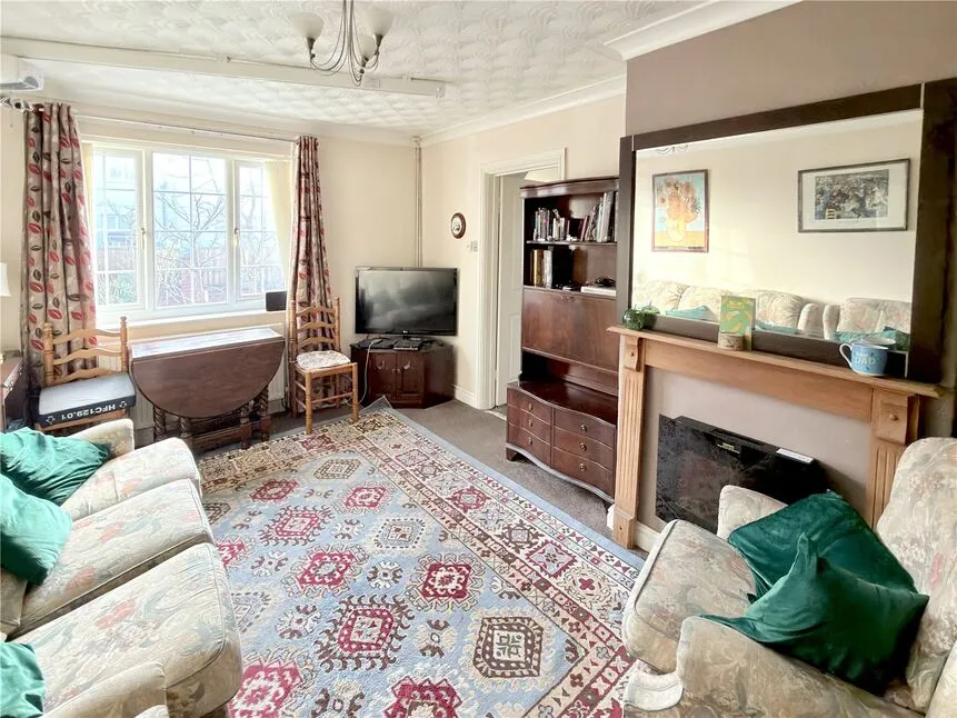 Hanover Square, Thurnscoe, S63, photo 2