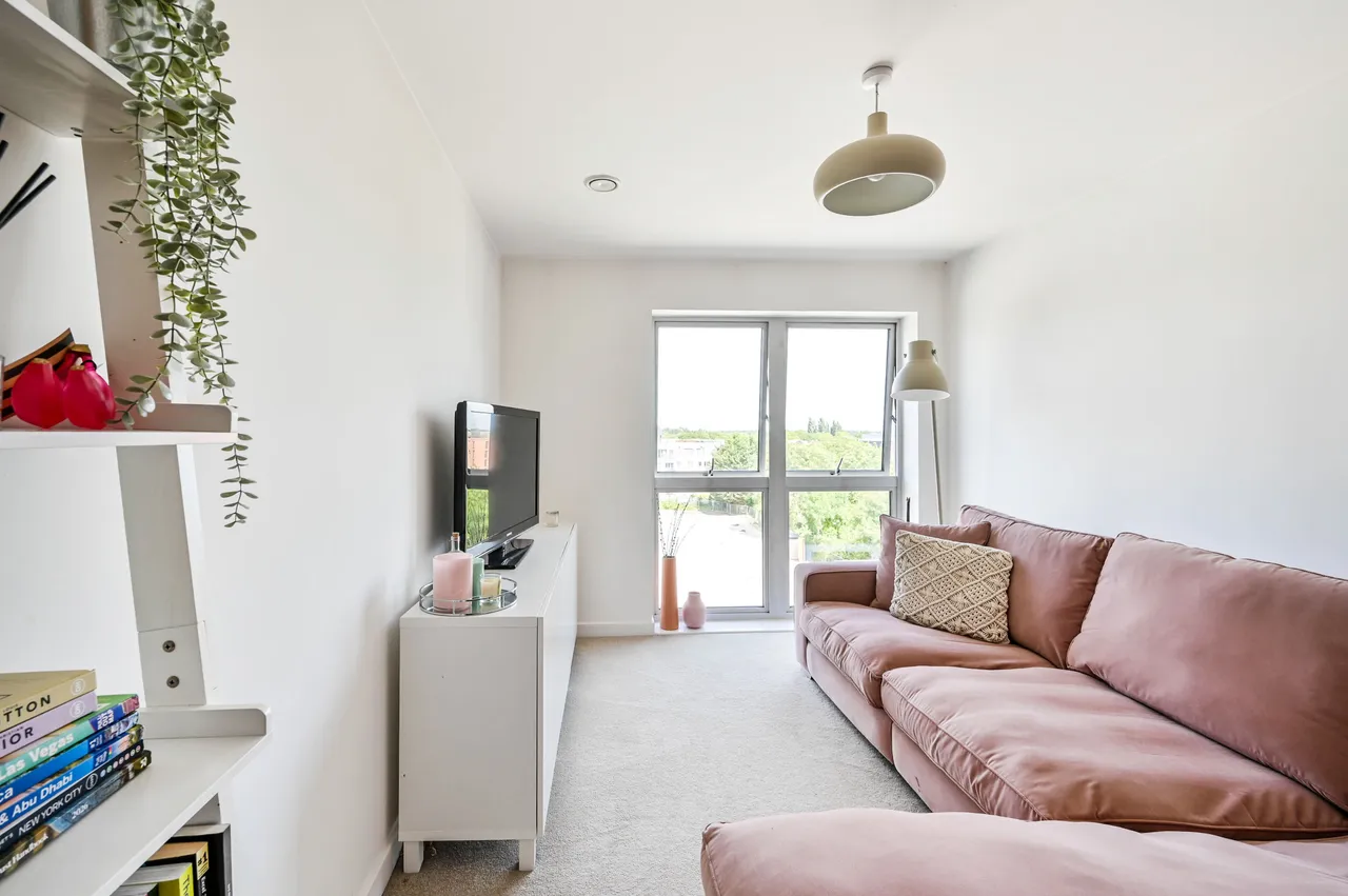 53 Austen House, Station View, Guildford, photo 7