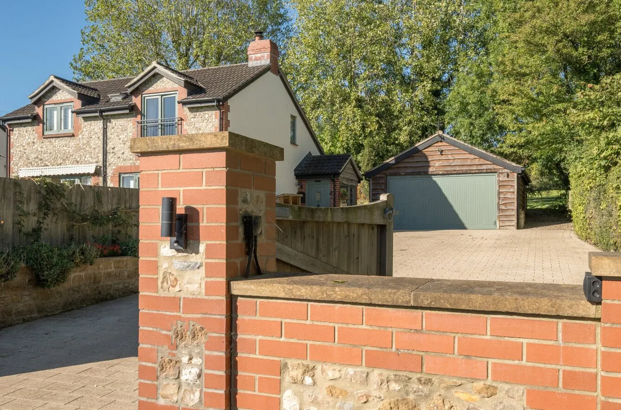 Hare Lane, Broadway, Ilminster, Somerset, TA20 3JT, photo 29