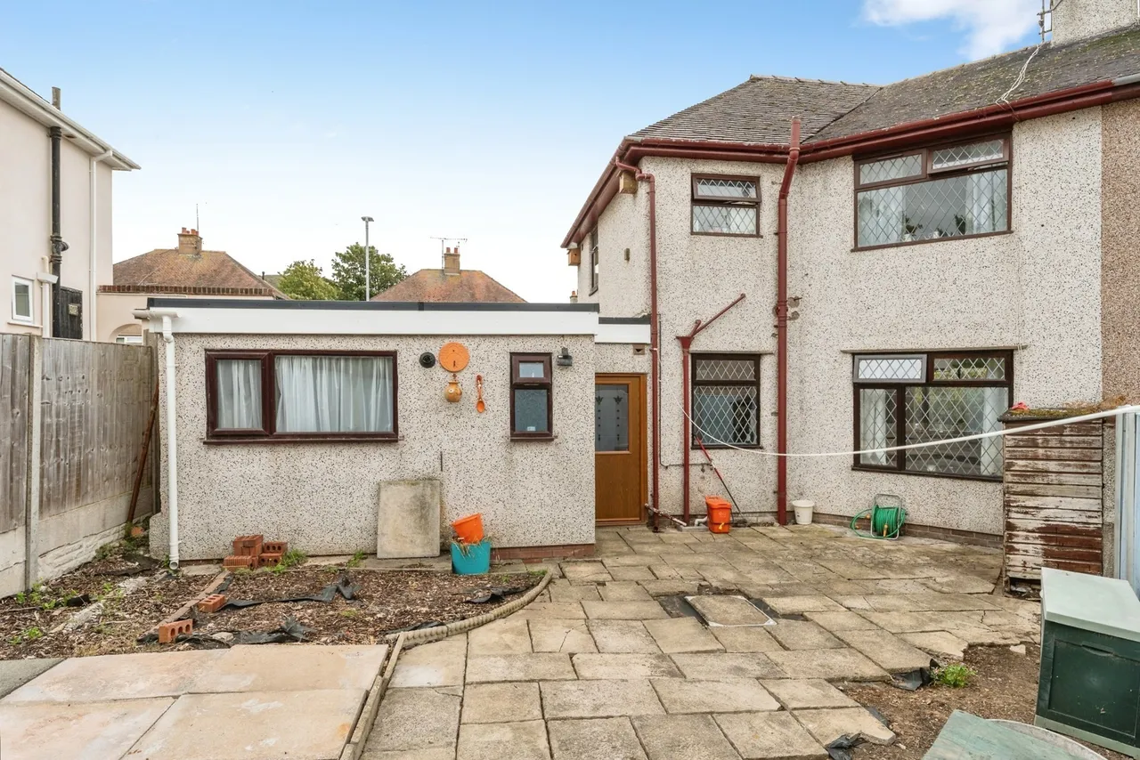 South Avenue, Prestatyn, LL19, photo 17