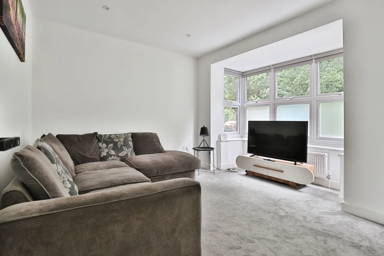 Approach Road, Poole, BH14, photo 3