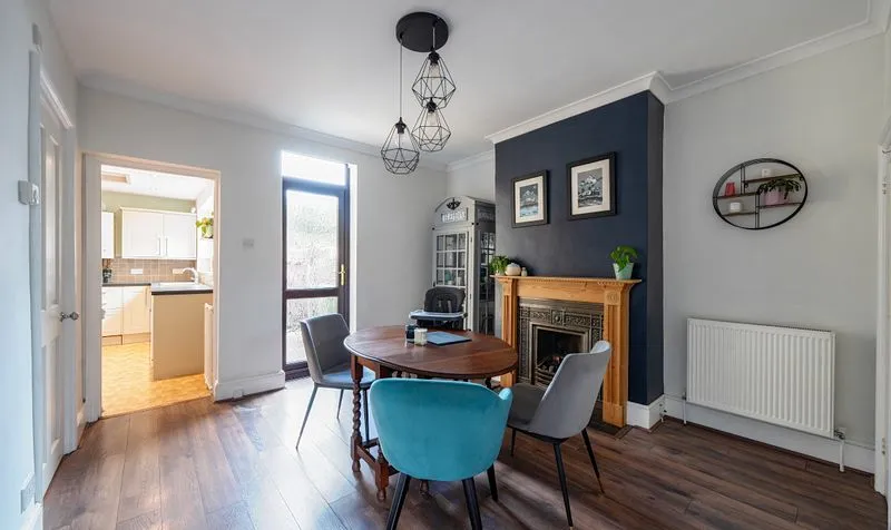 Victoria Place, Epsom, KT17, photo 5