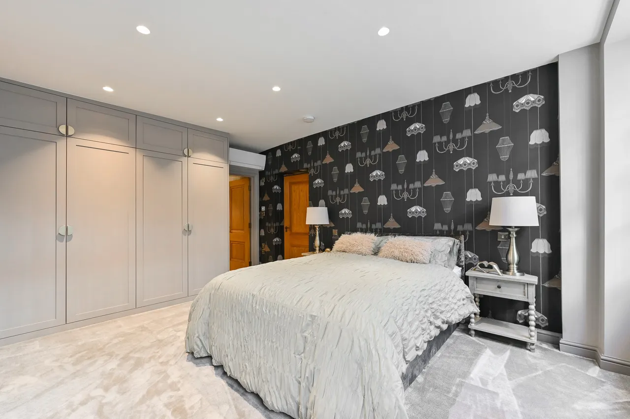 John Street, Holborn, WC1N, photo 13