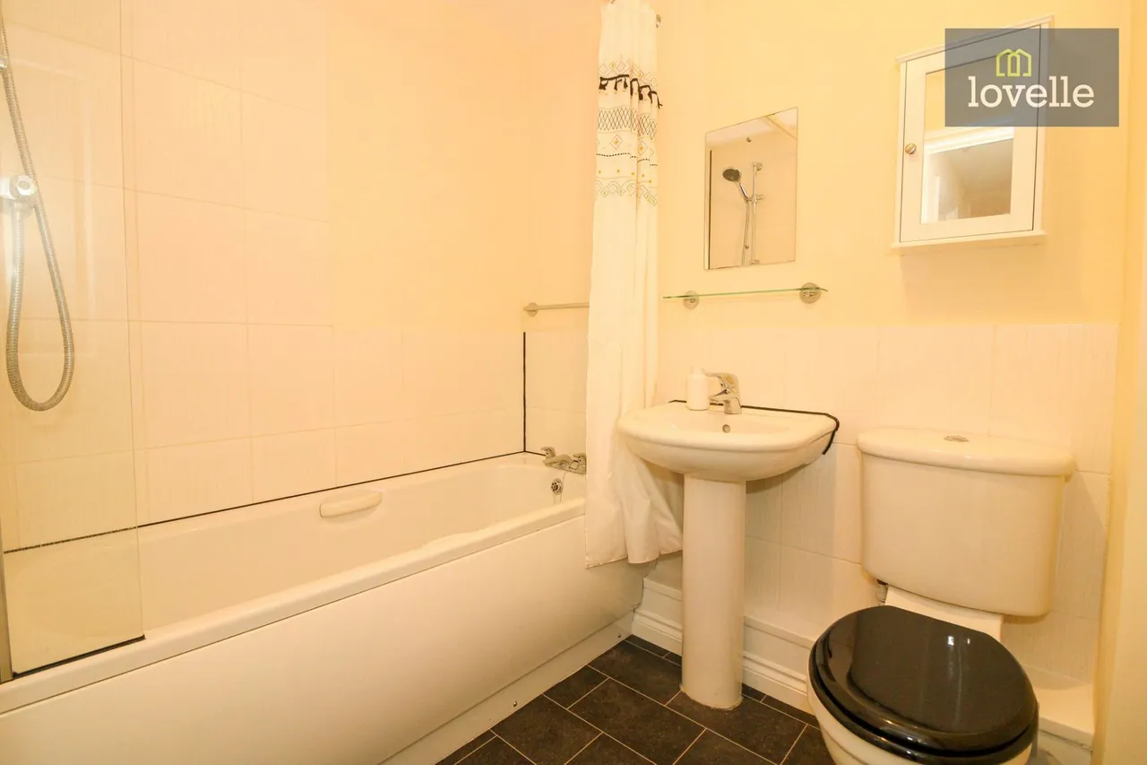 Newbridge Hill, Louth, LN11, photo 15