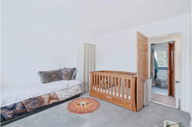 Gwendolin Avenue, Birstall, LE4, photo 9