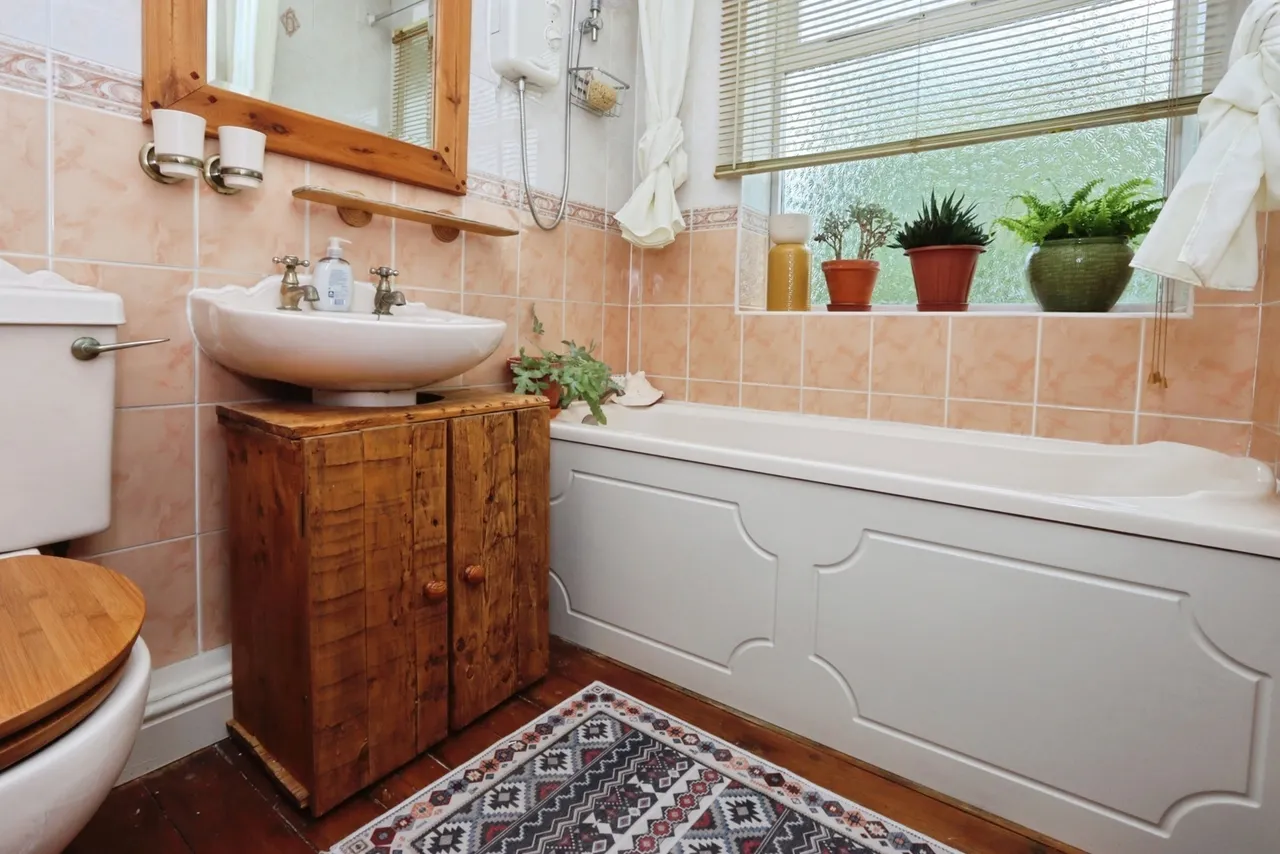 Hastilar Road South, Sheffield, South Yorkshire, S13, photo 16
