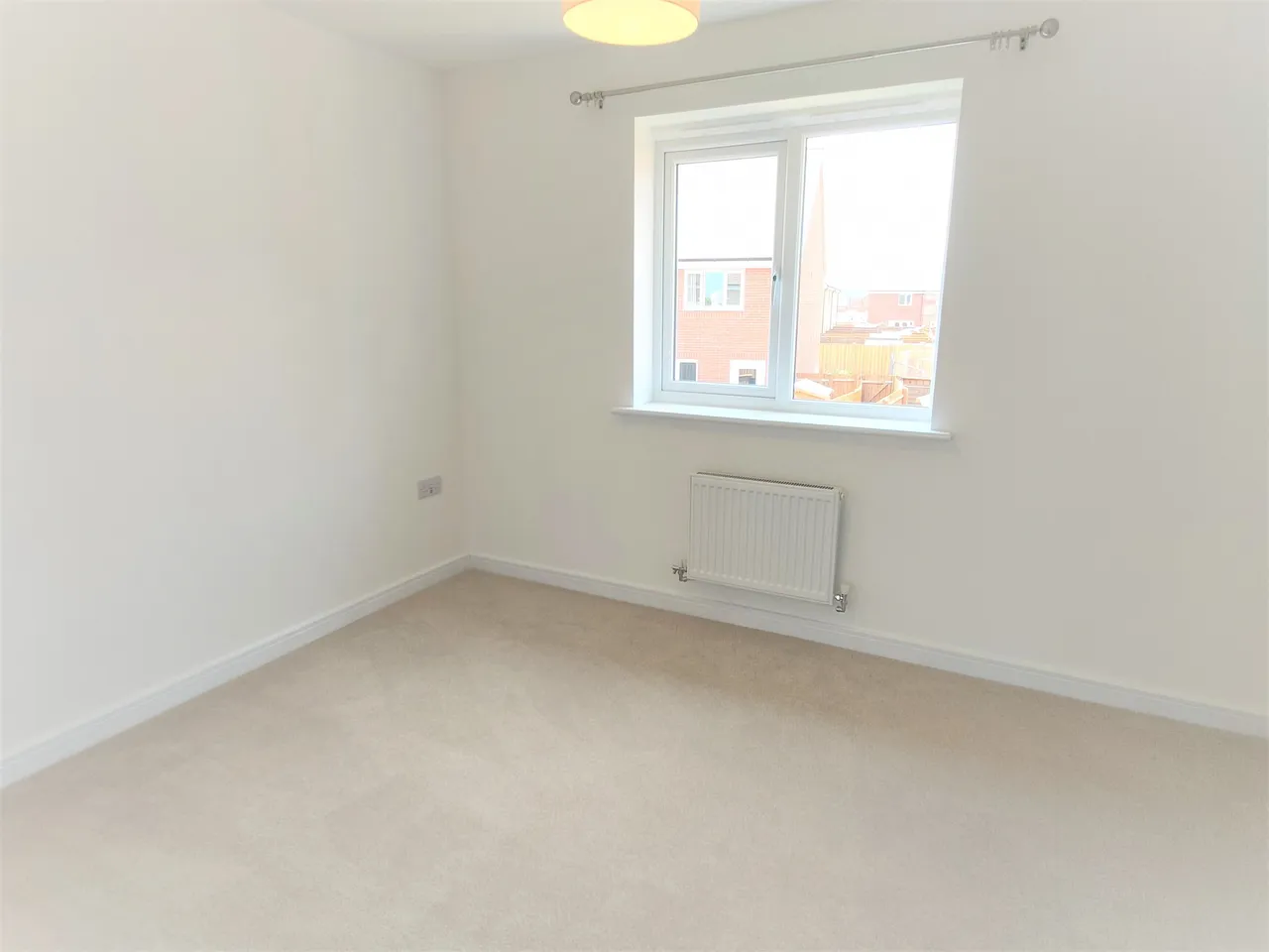 Pettits Drive, BURY ST. EDMUNDS, photo 9