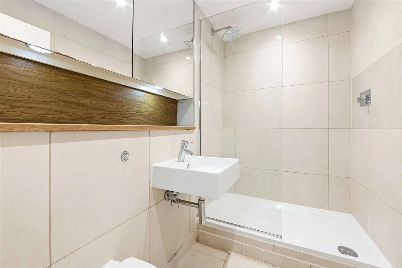 Caspian Wharf, 1 Yeo Street, Bow, London, E3 3AE, photo 9