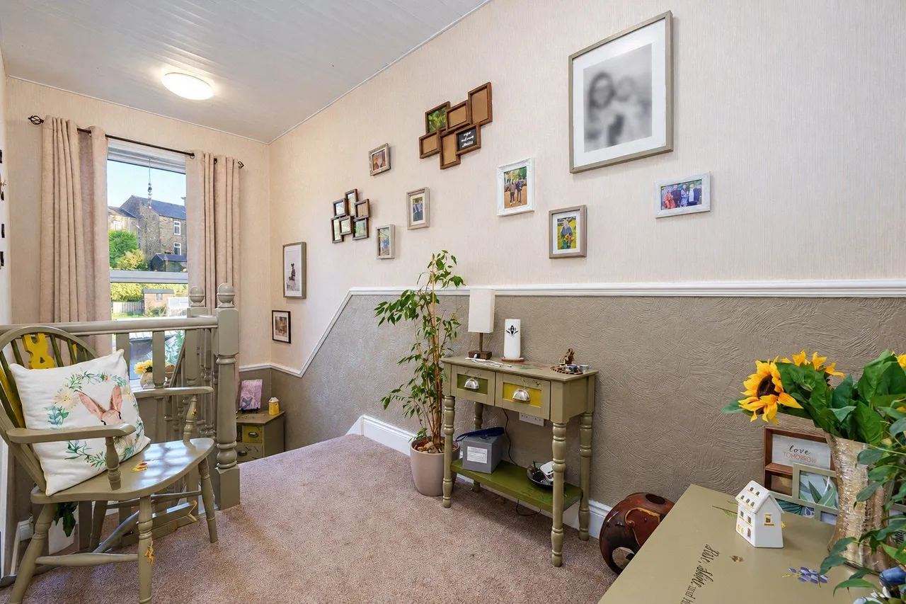 Chestnut Street, Deighton, HD2, photo 7