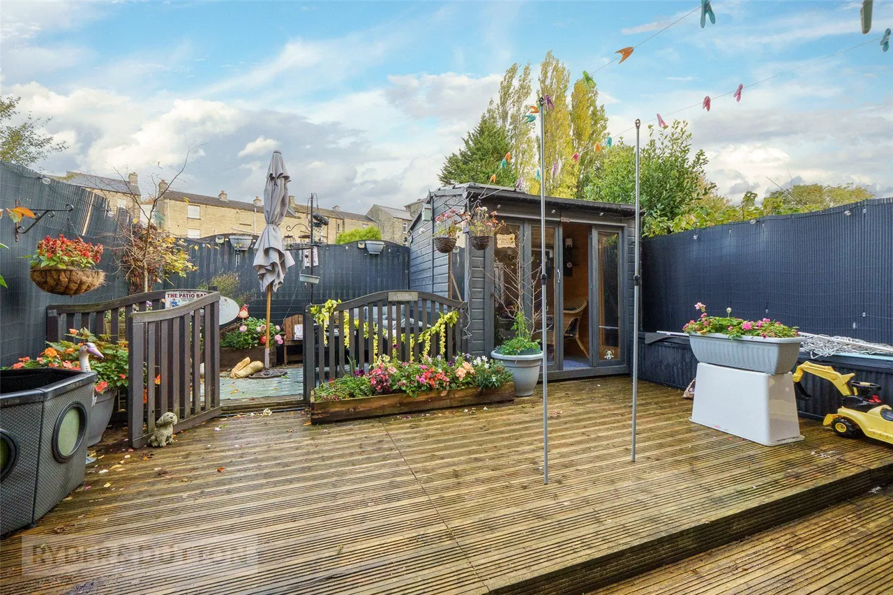 Chestnut Street, Deighton, HD2, photo 16