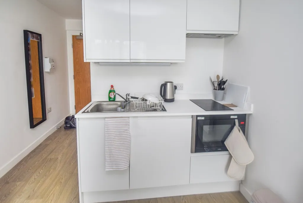 London Road, Newcastle-Under-Lyme, ST5, photo 2