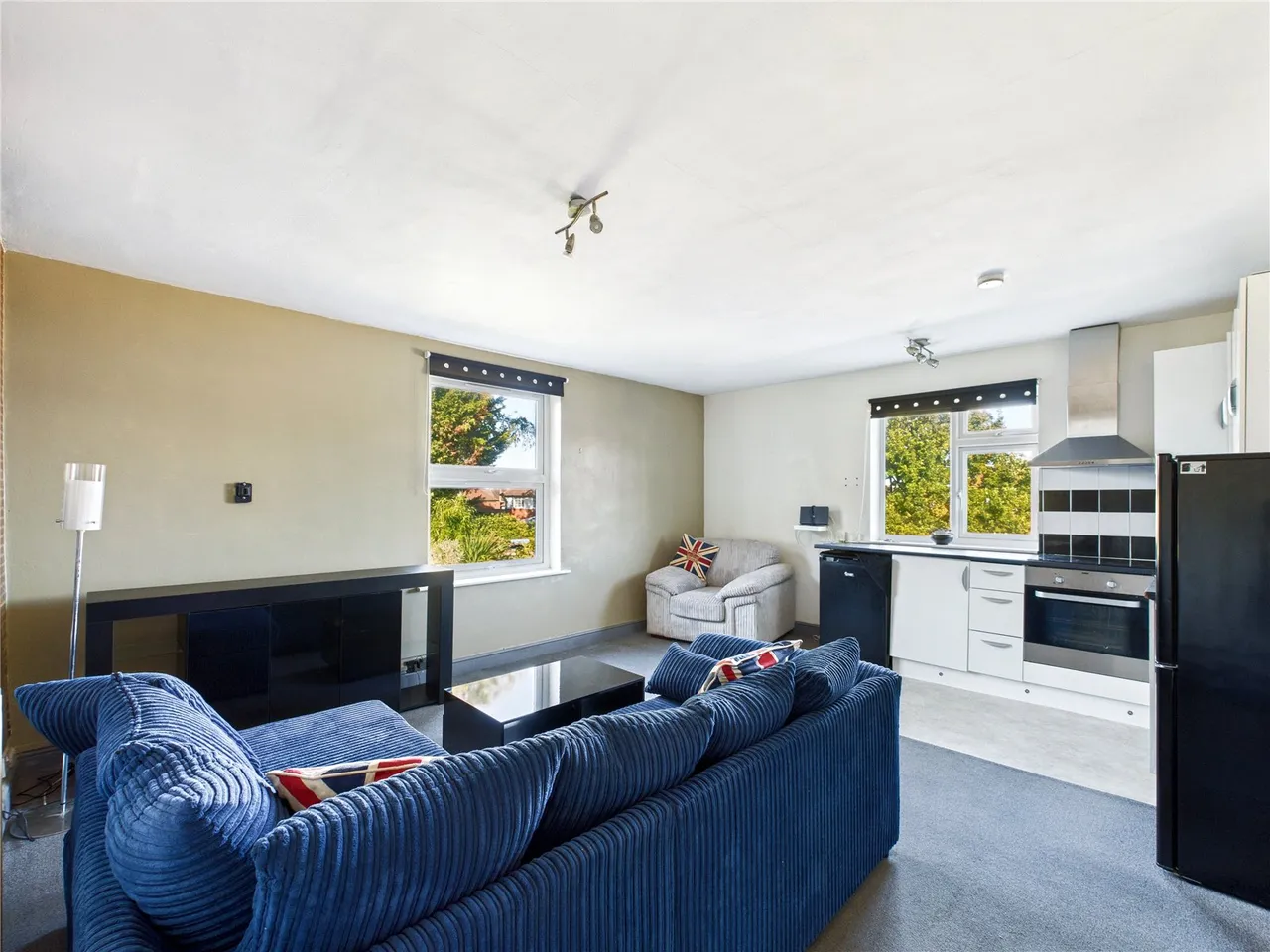 1 bed first floor for sale, Princes Road, Felixstowe, IP11