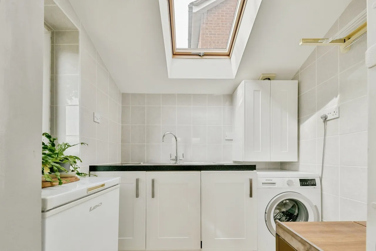 Hardwick Close, STEVENAGE, Hertfordshire, SG2, photo 11