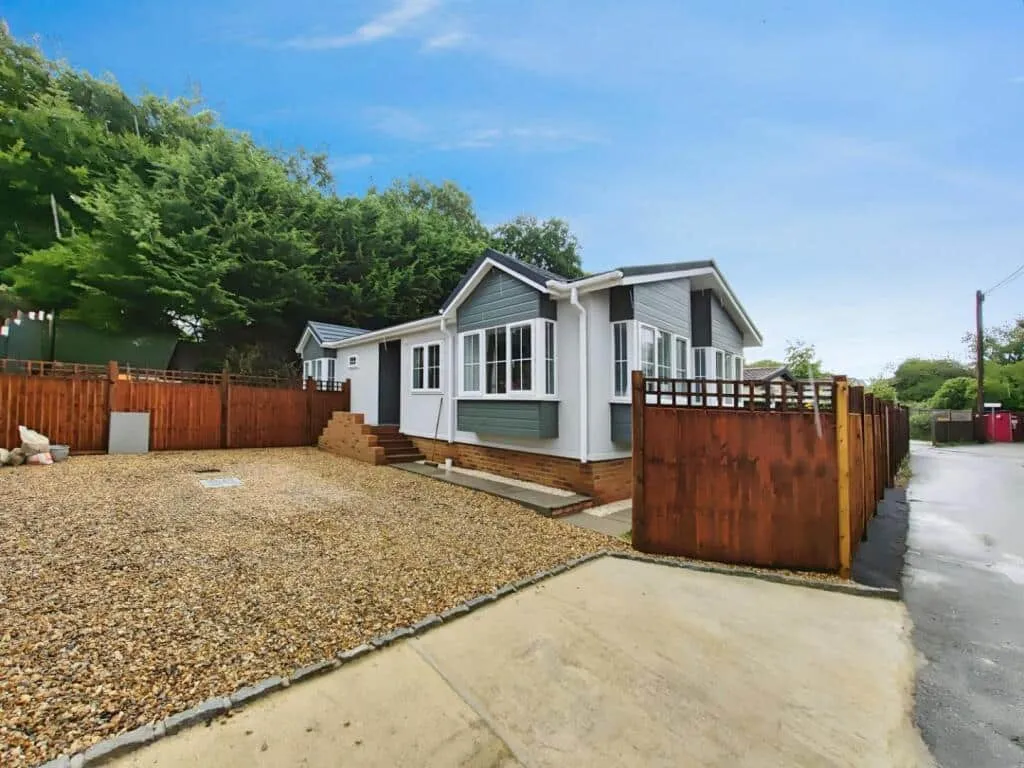 2 bed property for sale — Brownfield Gardens, Maidenhead, SL6 2RL