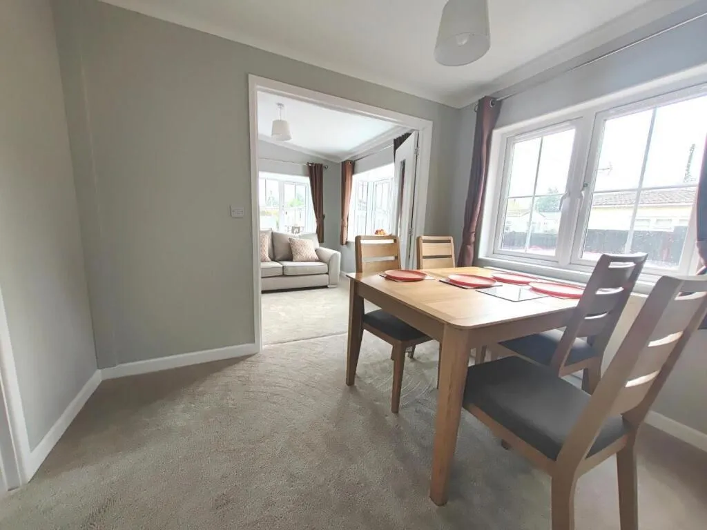 Brownfield Gardens, Maidenhead, SL6 2RL, photo 4