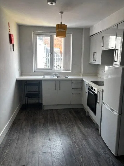 1 bed flat to rent, Chester Street, Mold, CH7