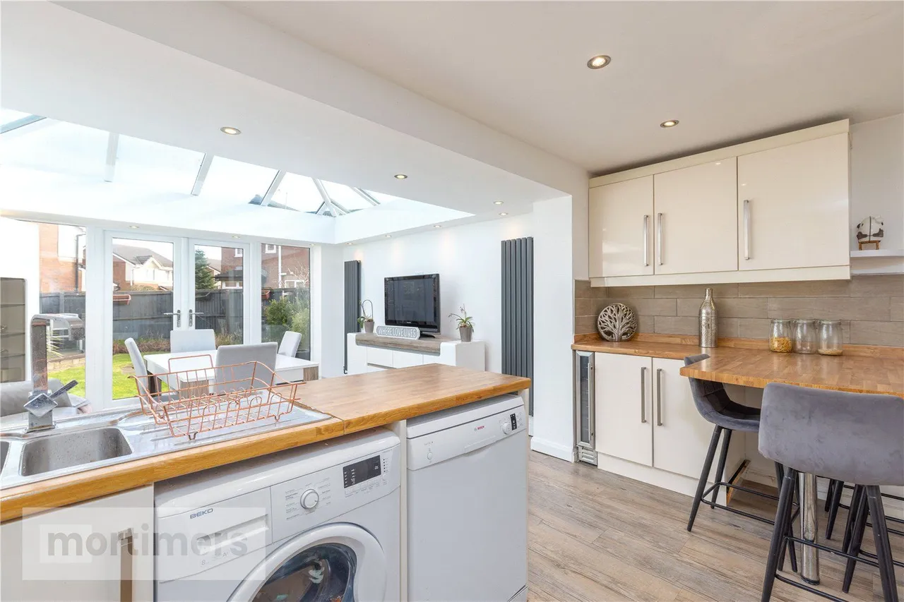 Delphinium Way, Lower Darwen, BB3, photo 3