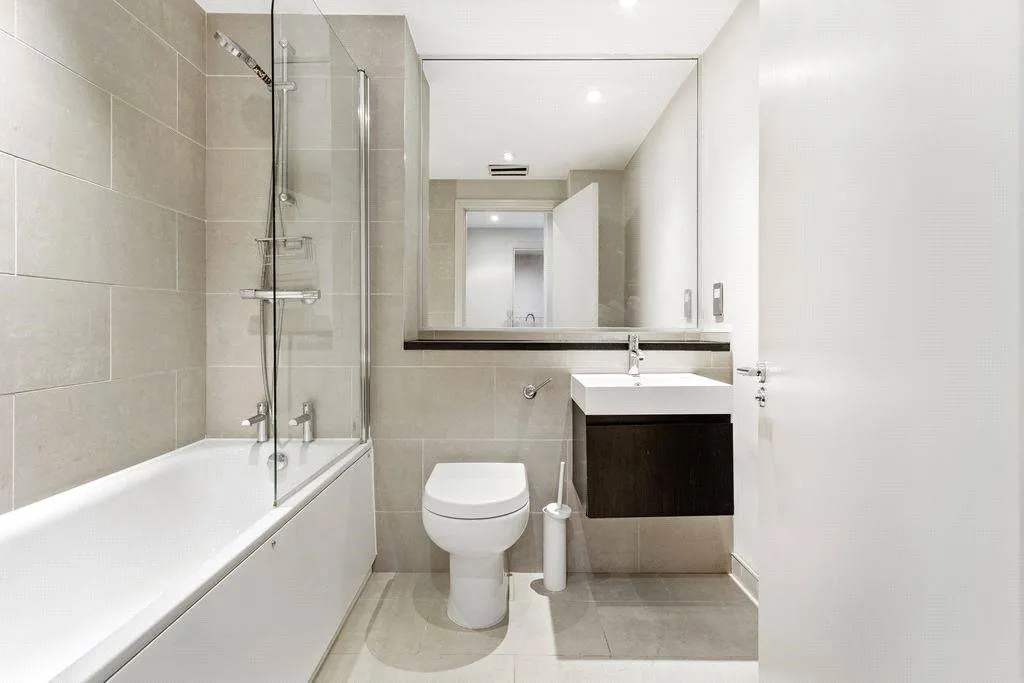 Mansell Street, London, E1, photo 14