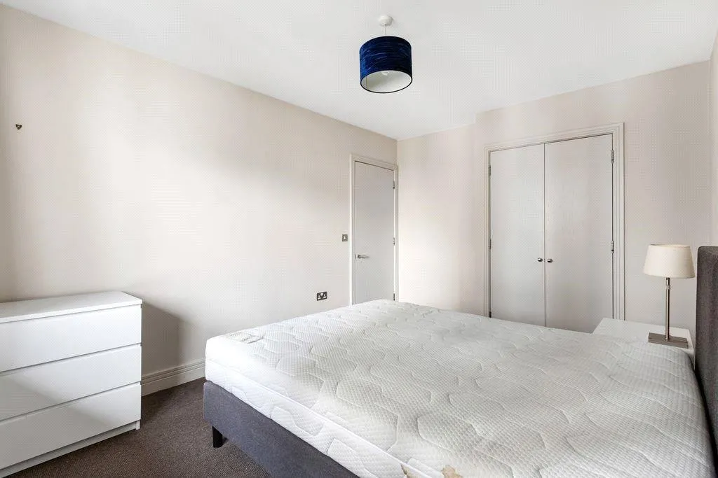 Mansell Street, London, E1, photo 9