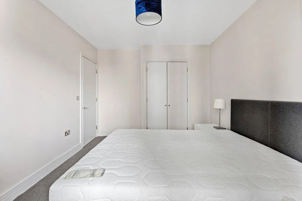Mansell Street, London, E1, photo 15